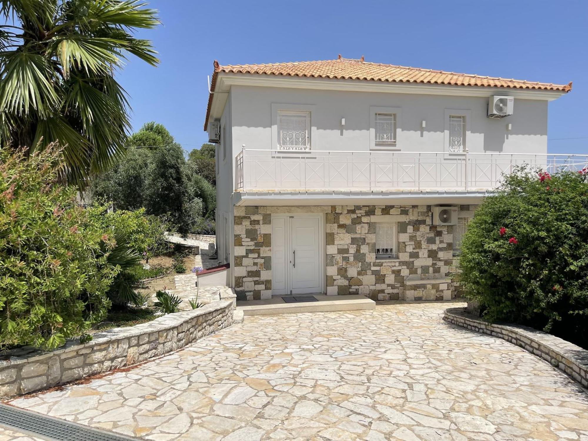 Luxurious Villa In Peloponnese With Swimming Pool Kamária Buitenkant foto